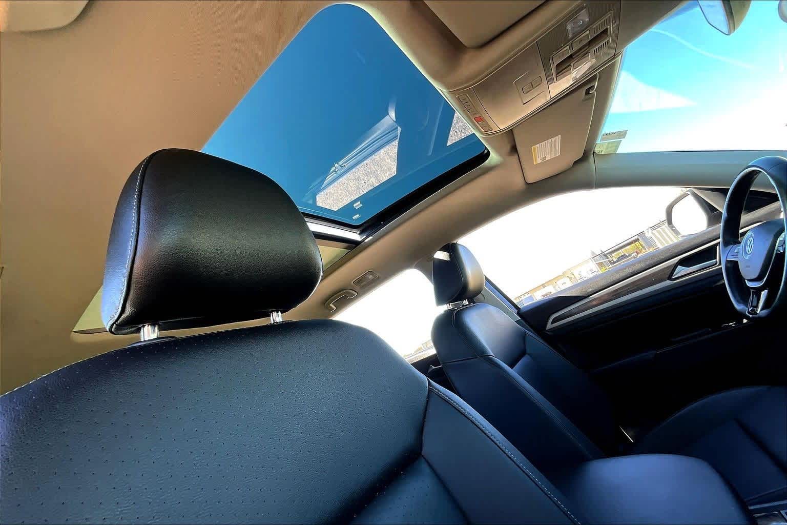 Thumbnail: 2020 Volkswagen Atlas - 16