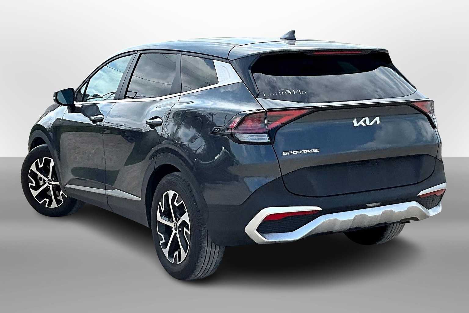 Thumbnail: 2023 Kia Sportage - 11