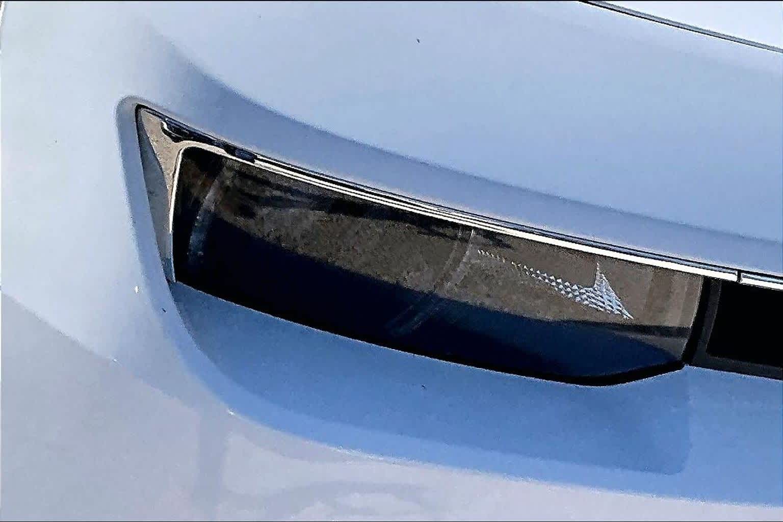 Thumbnail: 2014 Chevrolet Camaro - 24