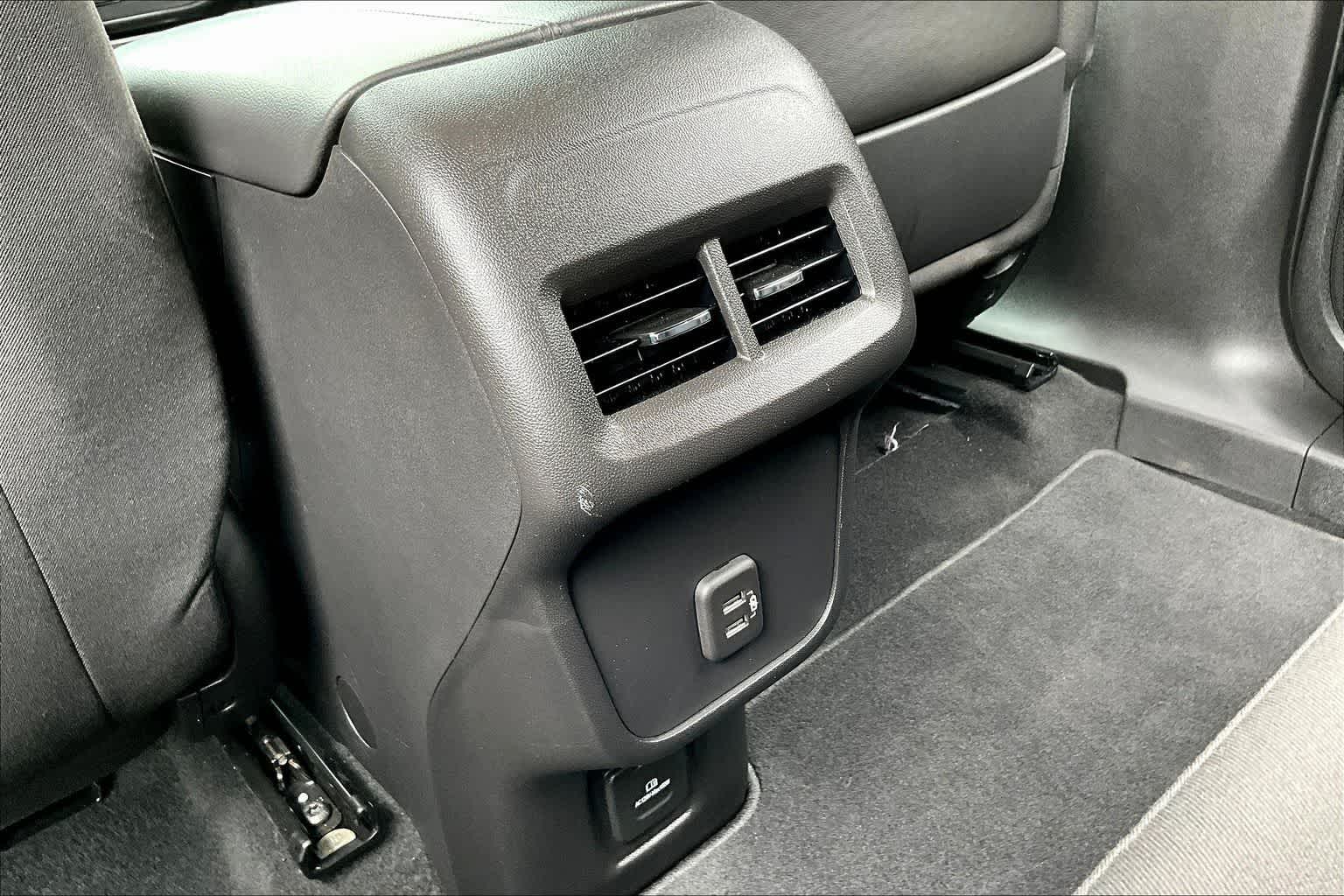 Thumbnail: 2022 GMC Terrain - 22