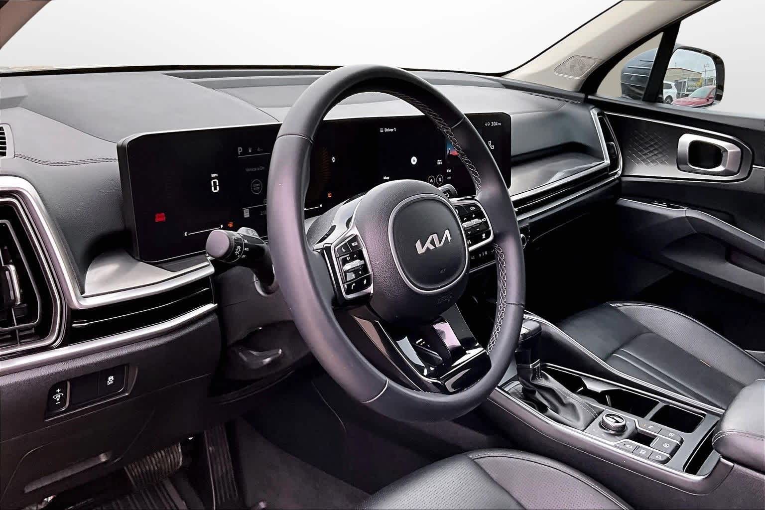 Thumbnail: 2024 Kia Sorento - 11