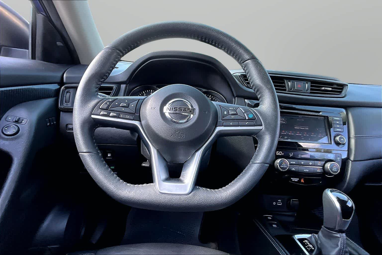 Thumbnail: 2020 Nissan Rogue - 4