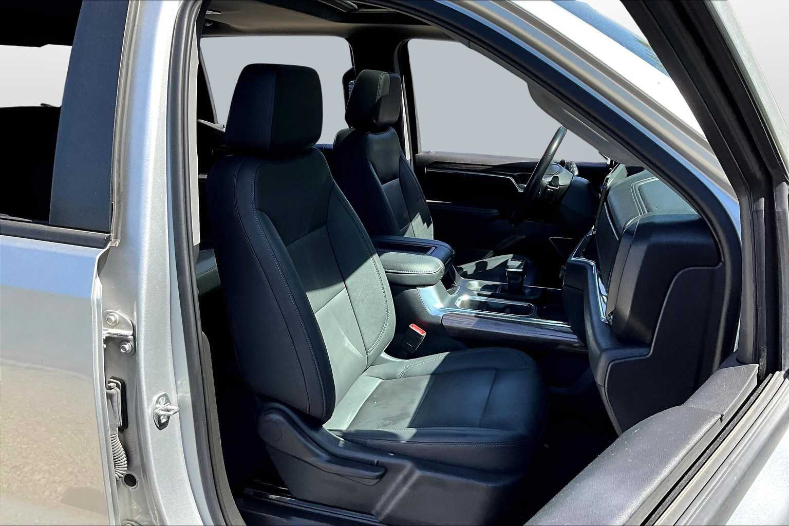 Thumbnail: 2022 Chevrolet Silverado 1500 - 7