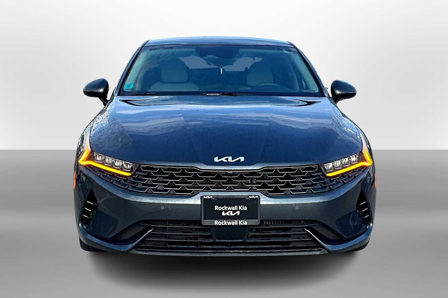 2023 Kia K5 EX photo 3