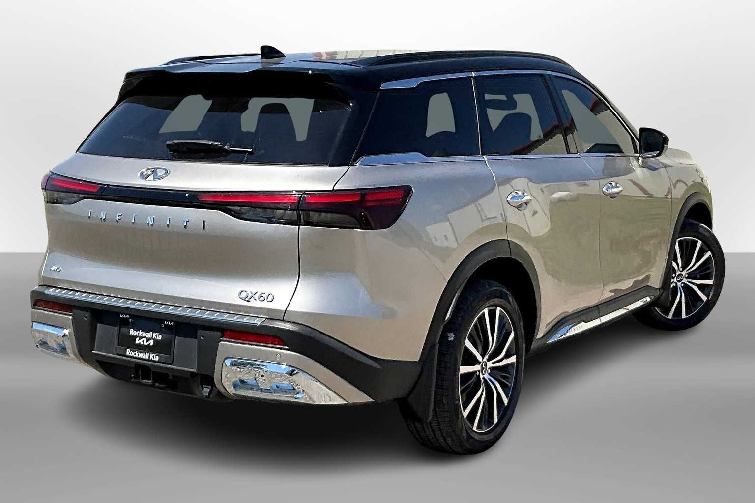 Thumbnail: 2022 INFINITI QX60 - 2