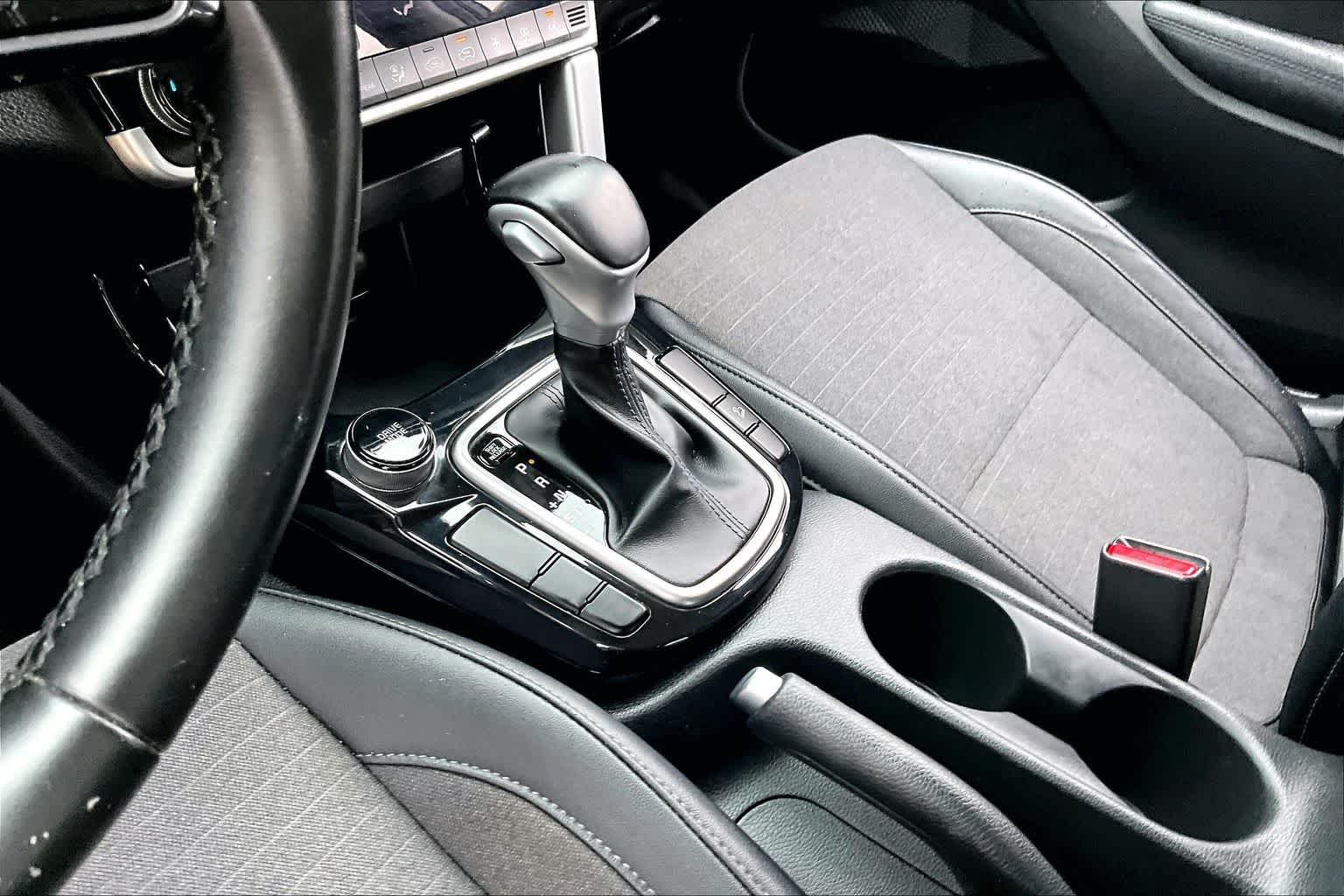 Thumbnail: 2023 Kia Seltos - 13