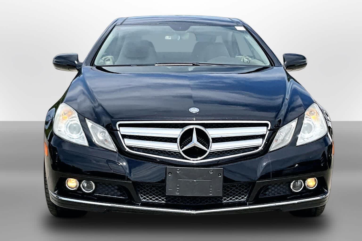 Thumbnail: 2010 Mercedes-Benz E-Class - 3
