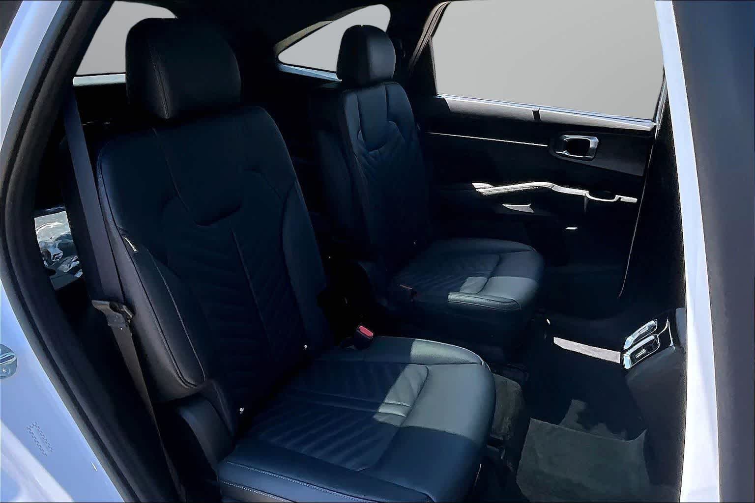 Thumbnail: 2025 Kia Sorento - 25