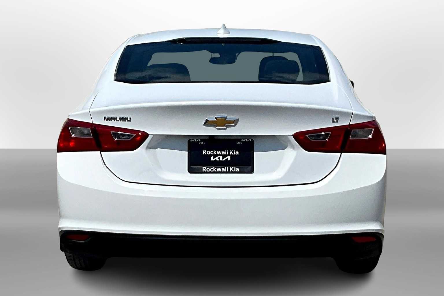 Thumbnail: 2023 Chevrolet Malibu - 4