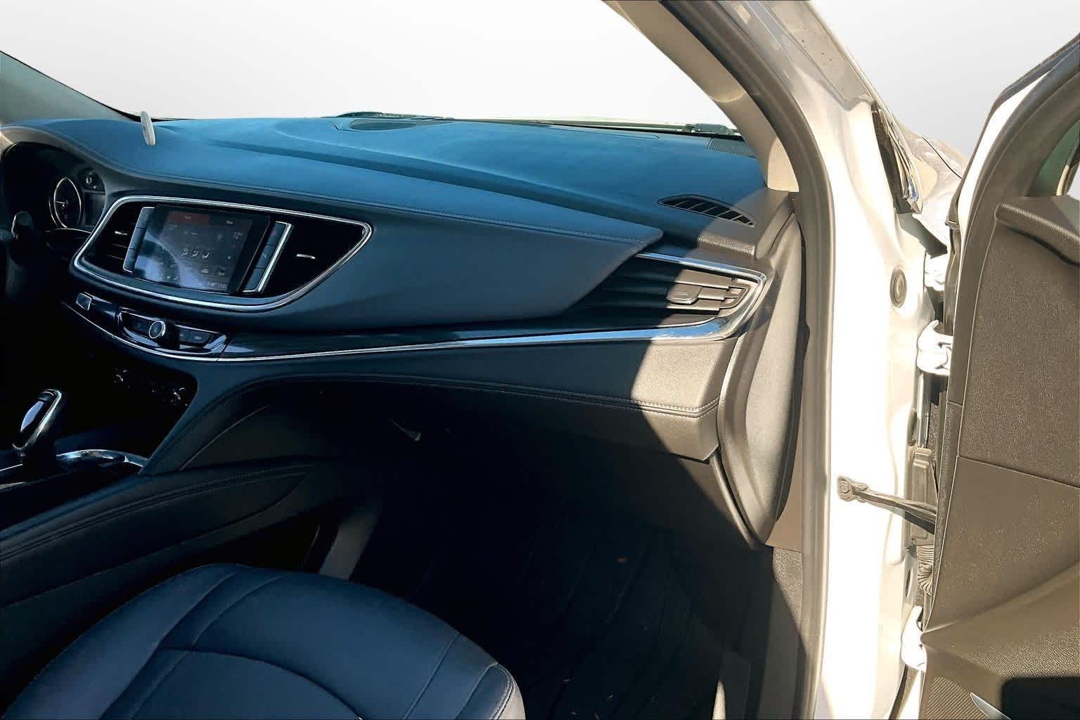 Thumbnail: 2021 Buick Enclave - 15