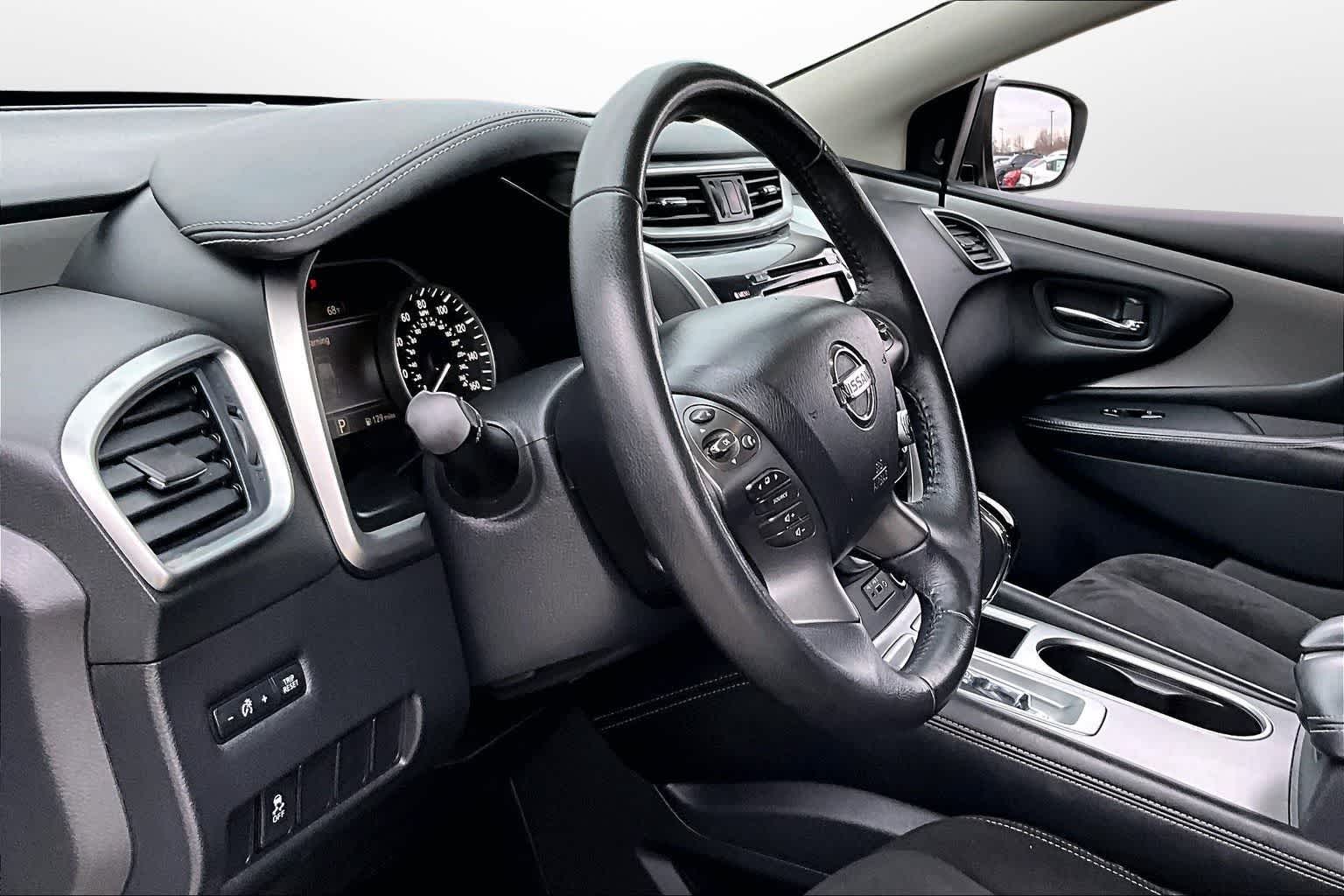 Thumbnail: 2019 Nissan Murano - 12