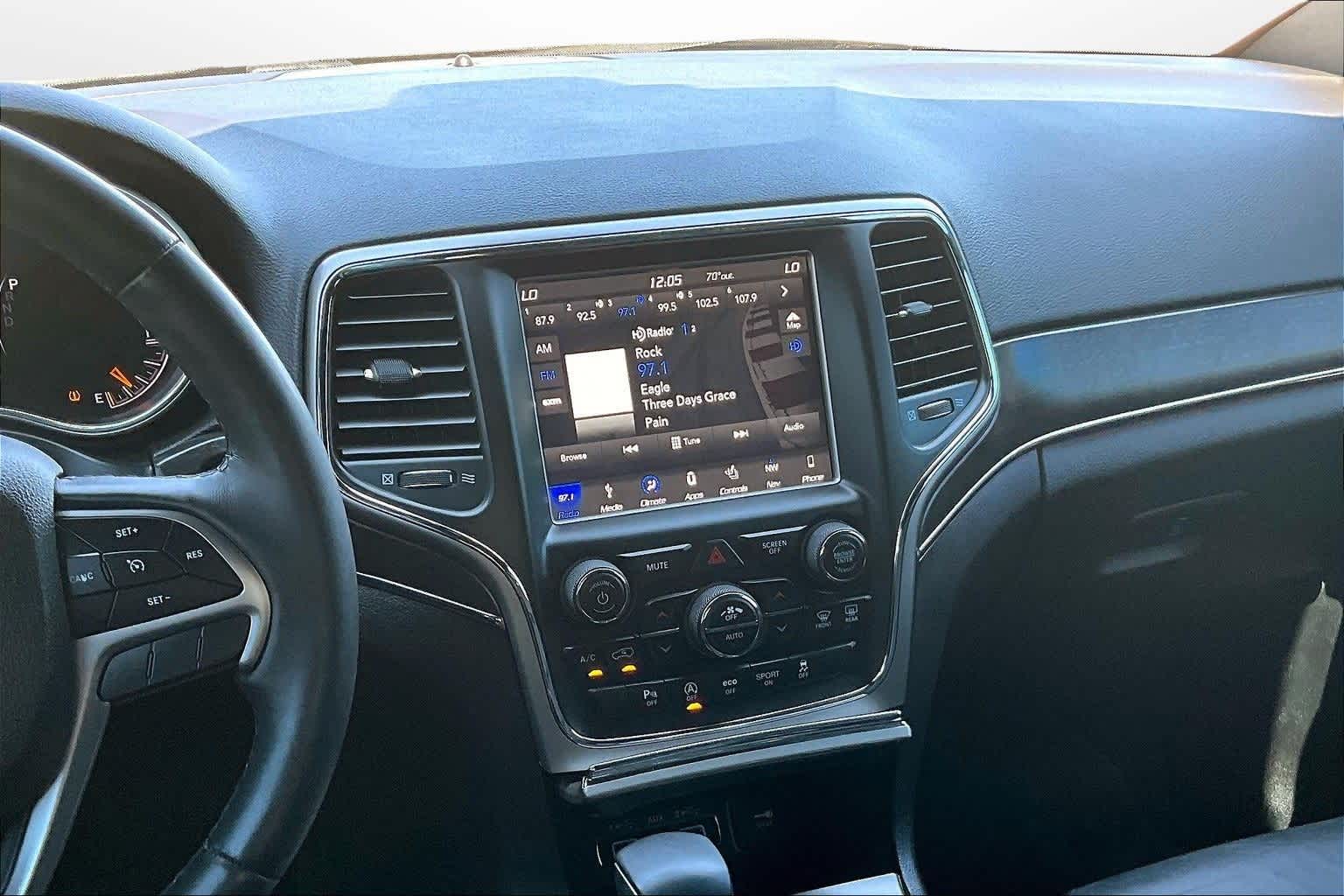 Thumbnail: 2018 Jeep Grand Cherokee - 6