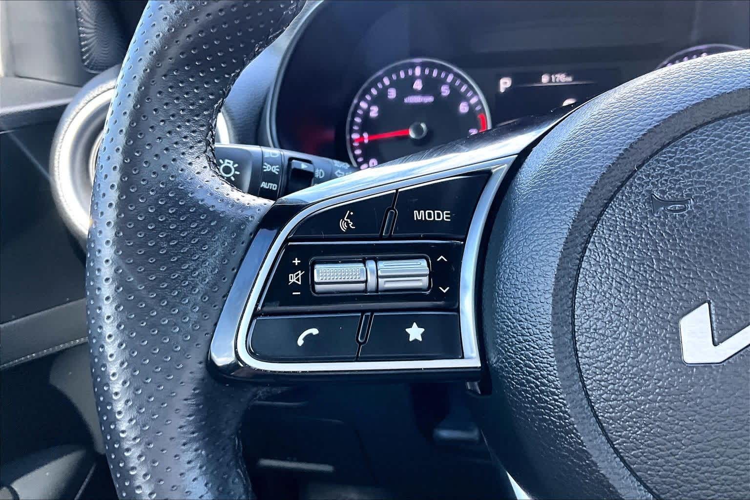 Thumbnail: 2024 Kia Forte - 18