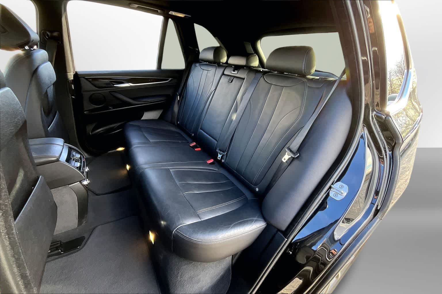 Thumbnail: 2018 BMW X5 - 25