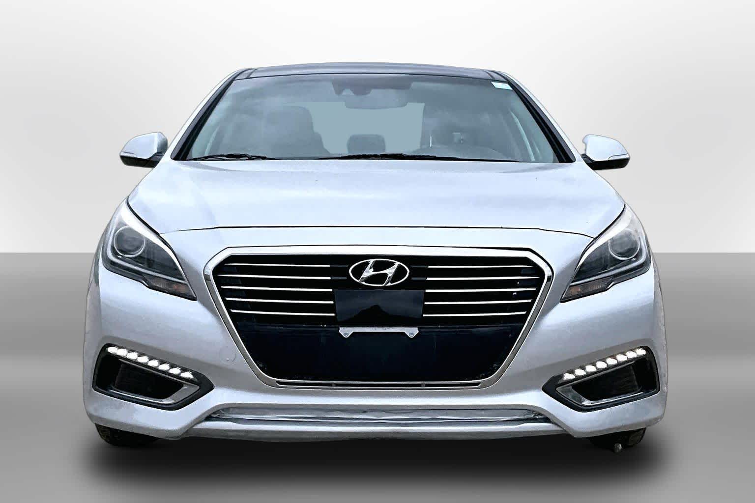 Thumbnail: 2016 Hyundai Sonata - 5