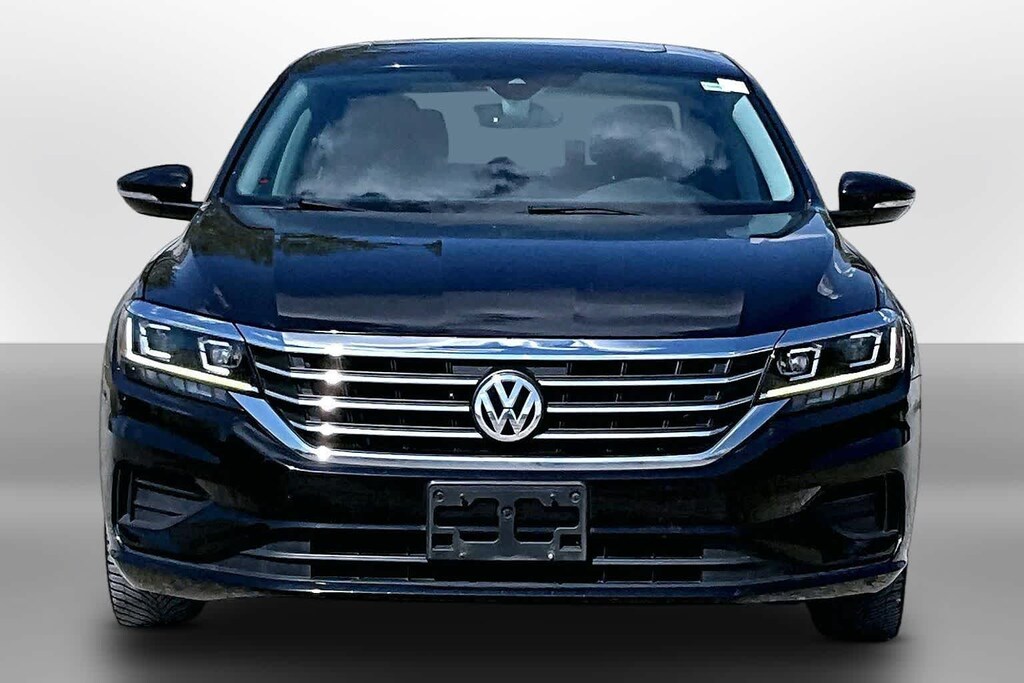 Used 2022 Volkswagen Passat 2.0T SE Sedan
