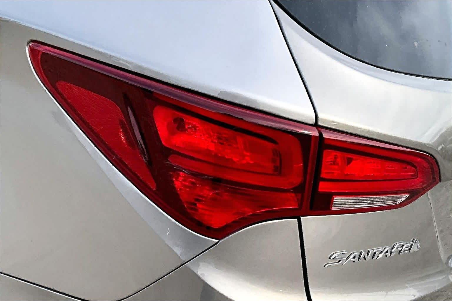 Thumbnail: 2018 Hyundai Santa Fe - 29