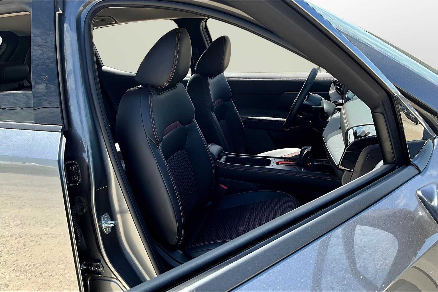 Thumbnail: 2025 Nissan Kicks - 6