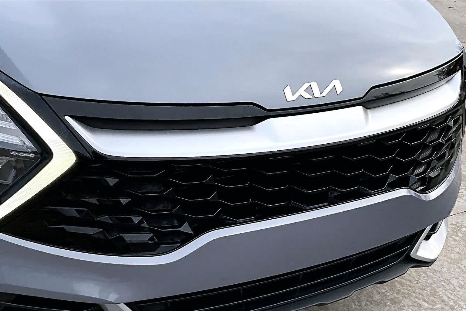 Thumbnail: 2023 Kia Sportage - 28