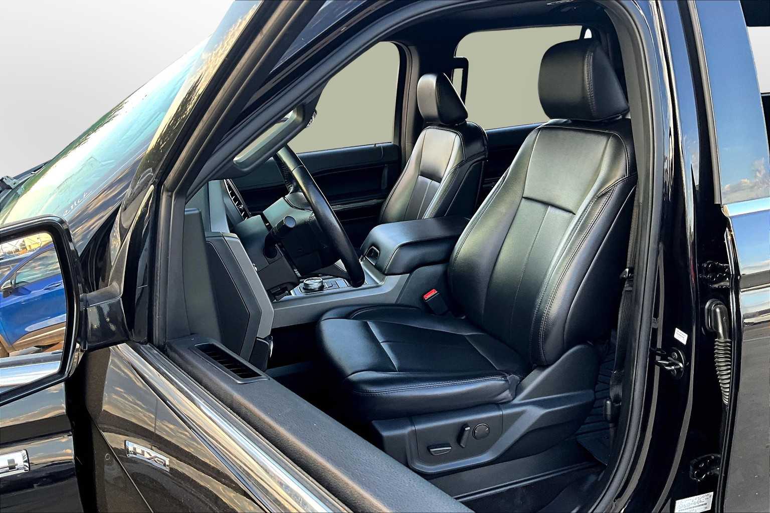 Thumbnail: 2021 Ford Expedition - 26