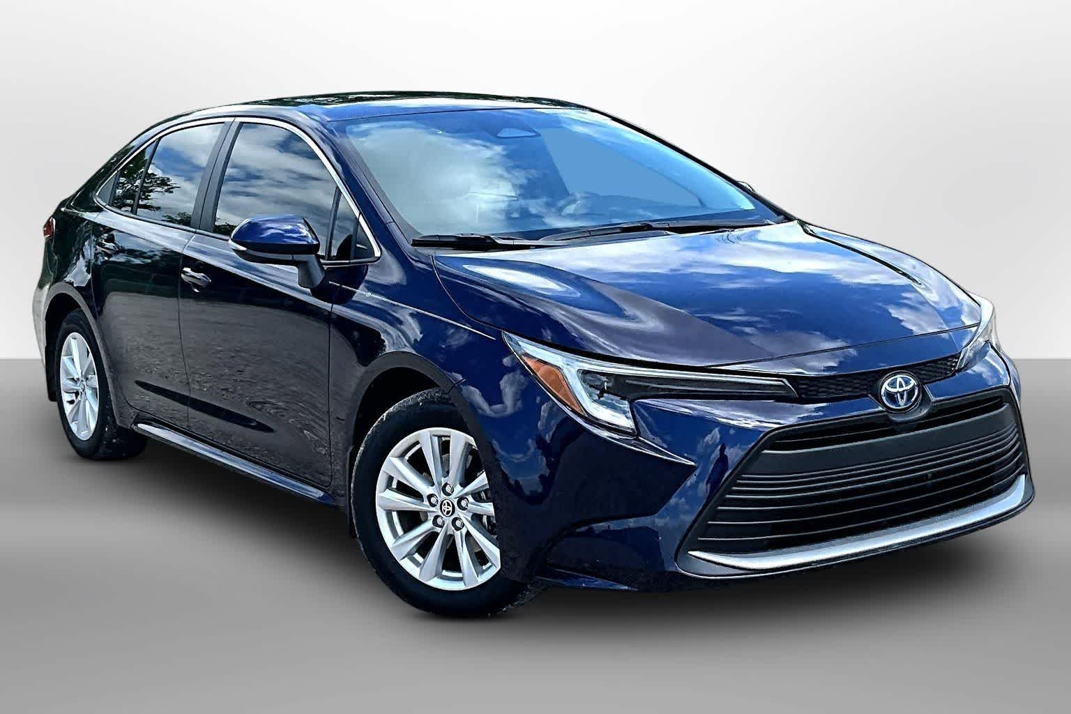Thumbnail: 2024 Toyota Corolla - 10