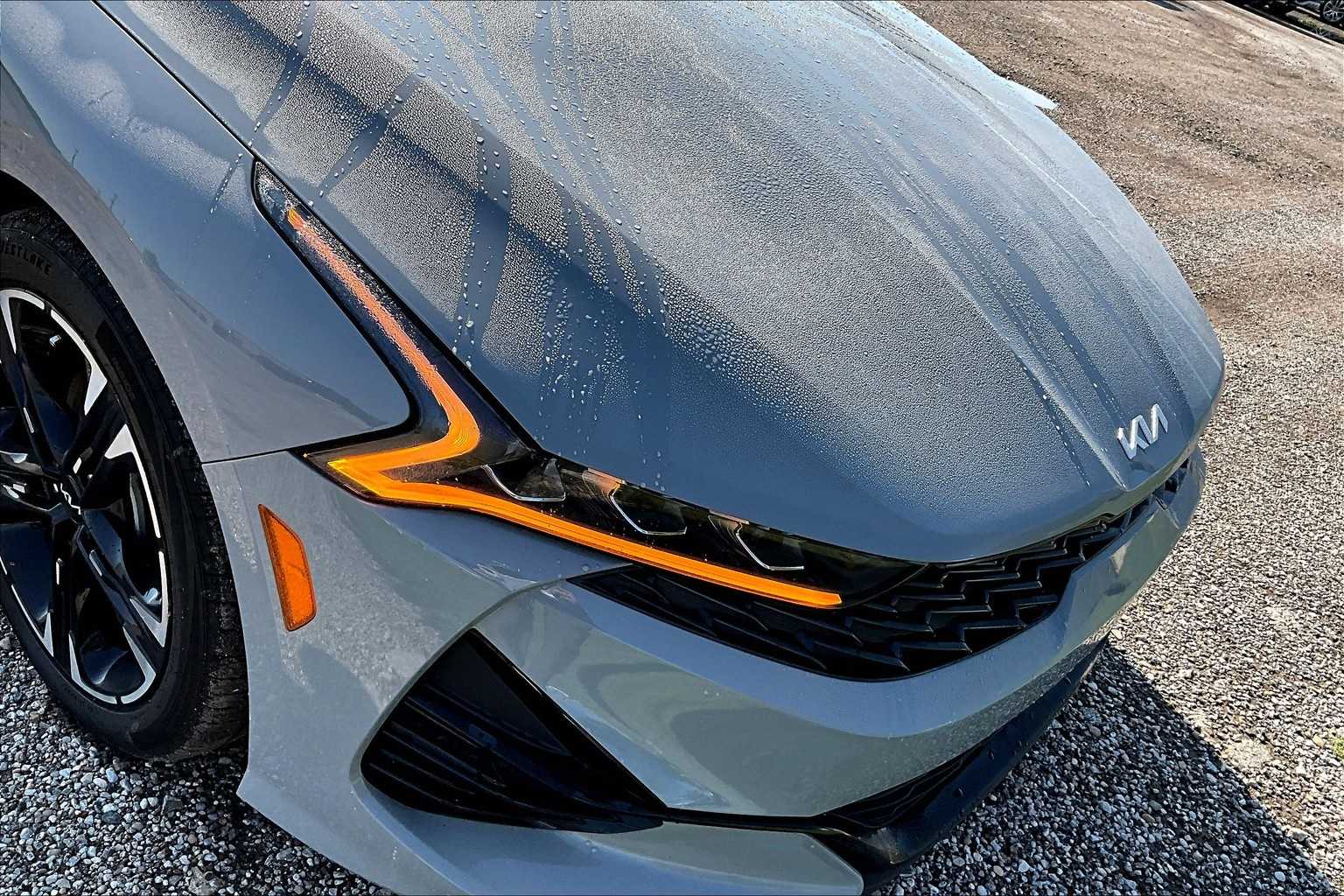 Thumbnail: 2023 Kia K5 - 28
