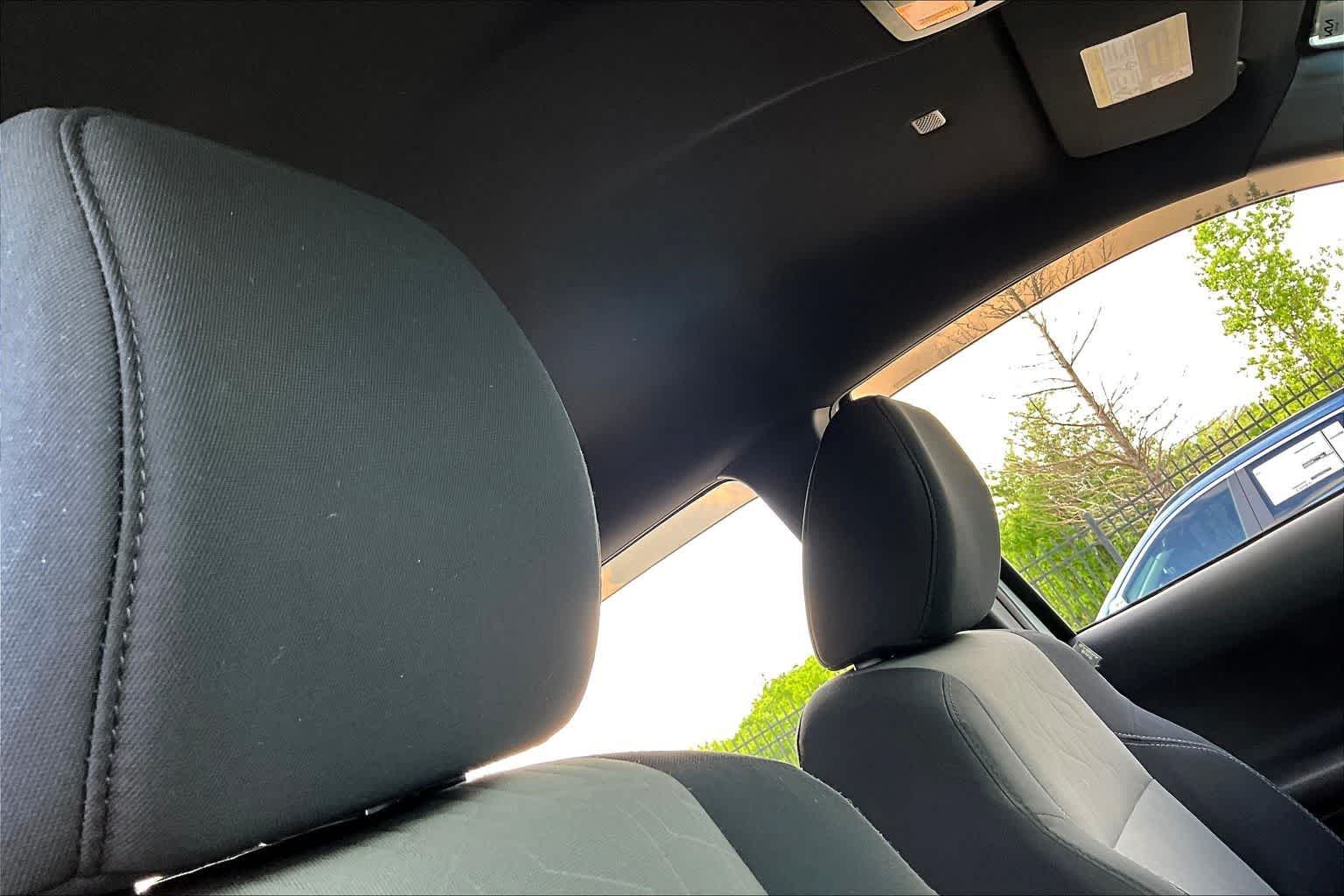 Thumbnail: 2020 Toyota Tacoma - 16