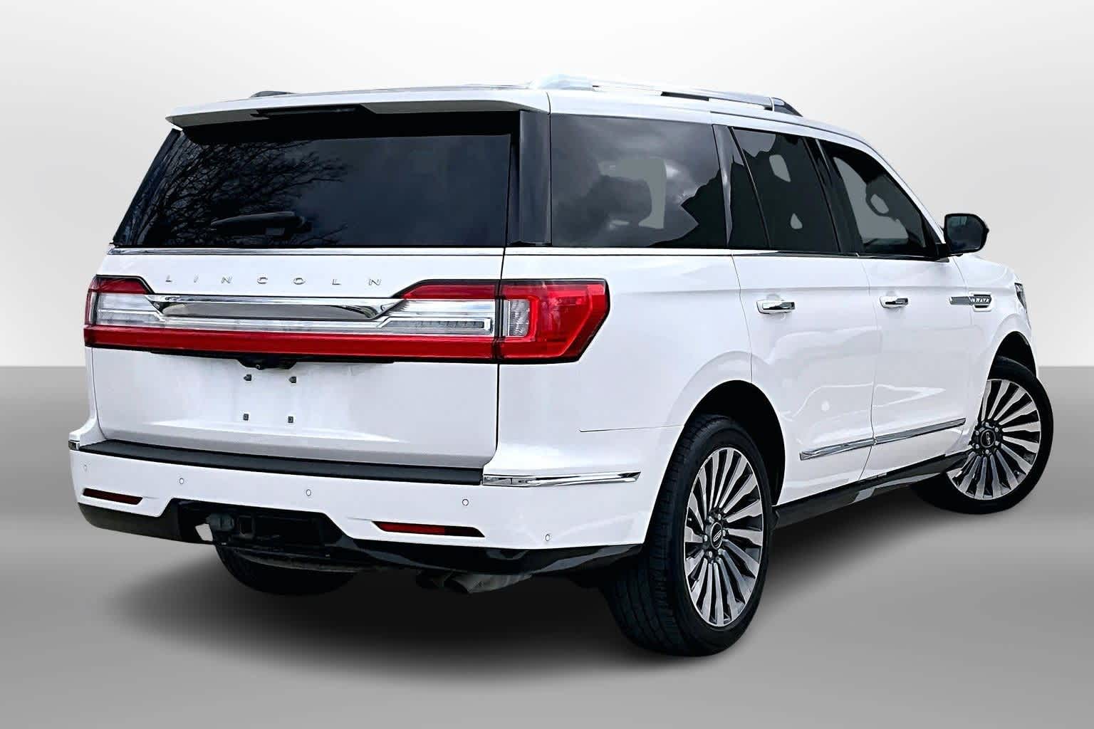 Thumbnail: 2018 Lincoln Navigator - 2