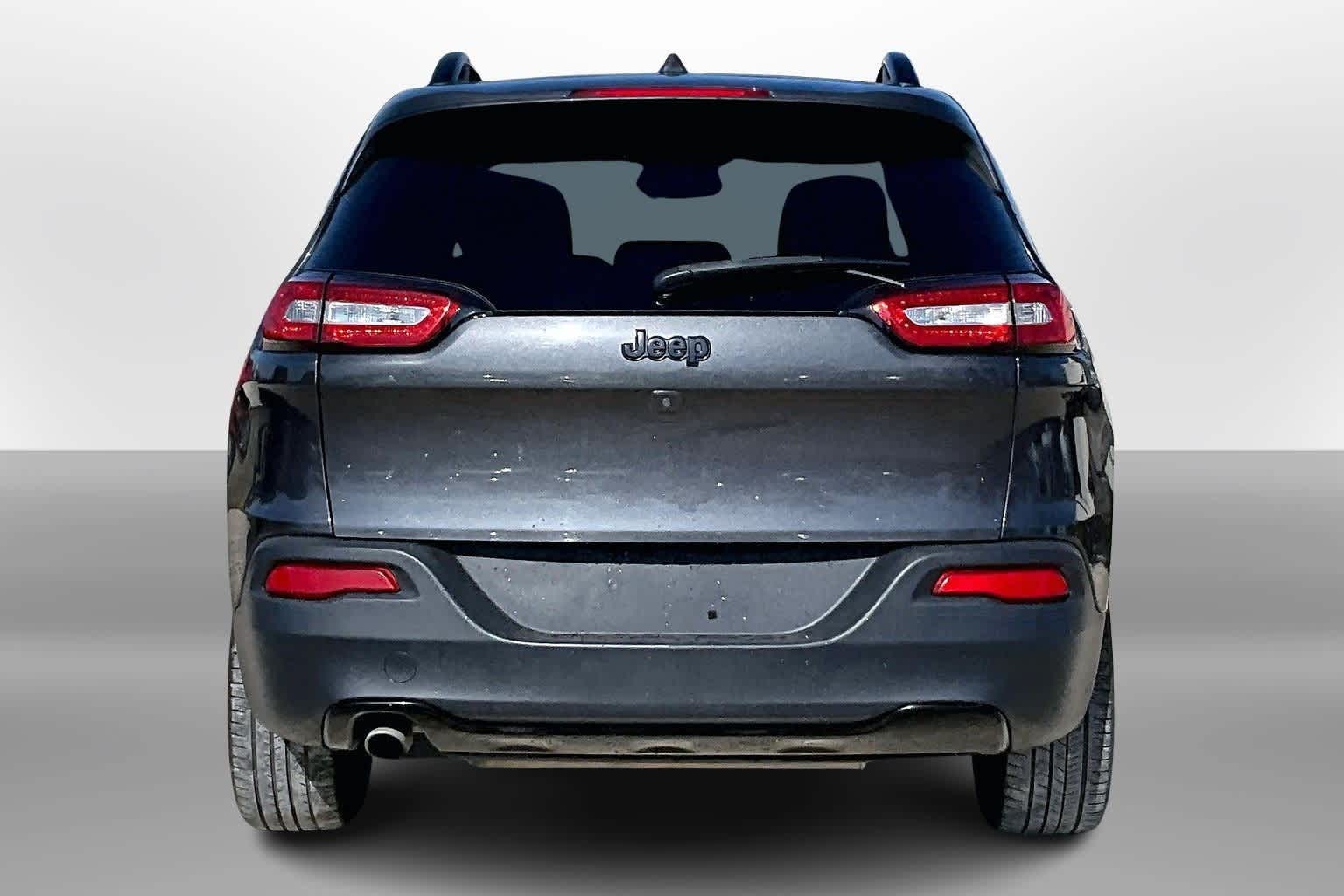 Thumbnail: 2016 Jeep Cherokee - 4