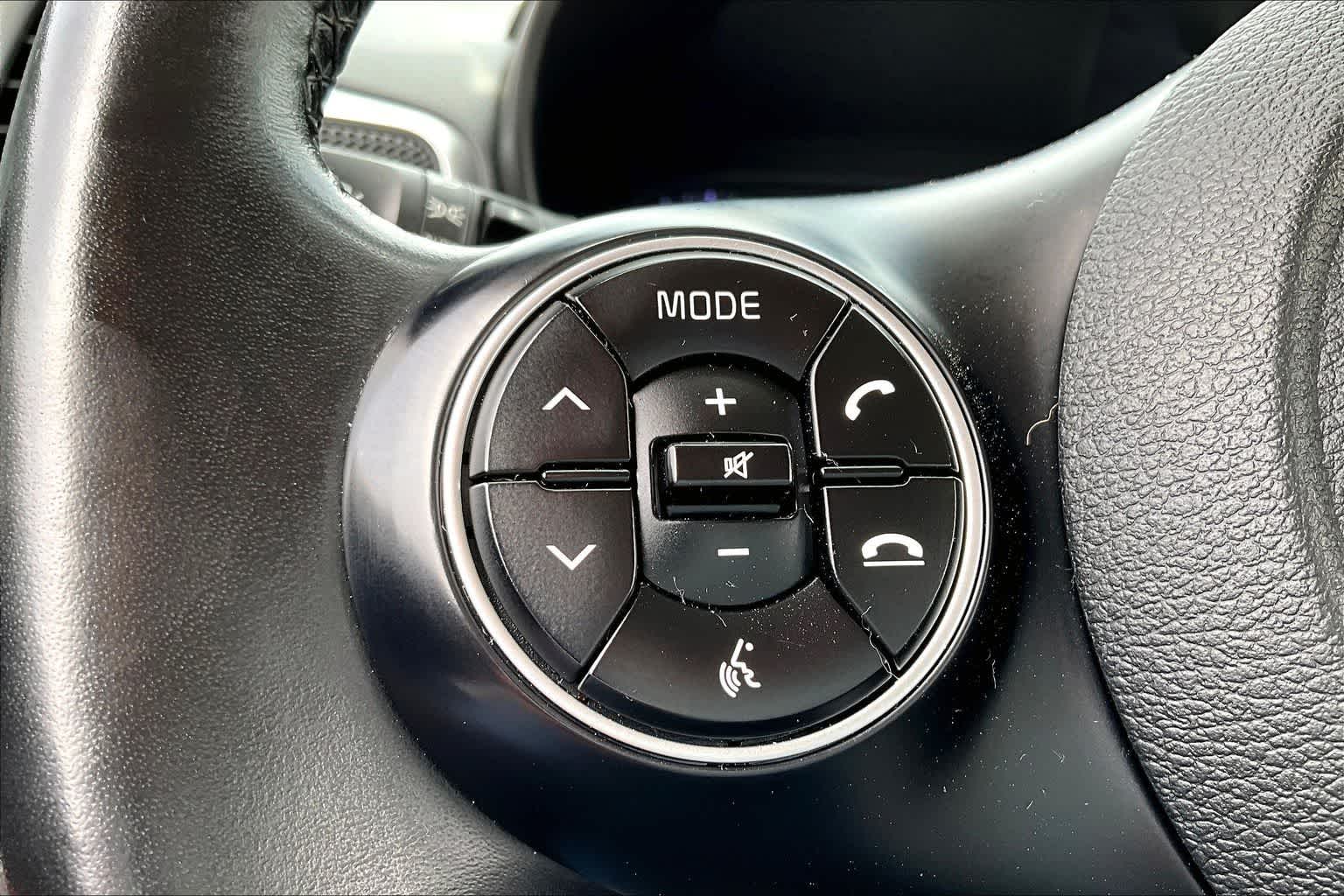 Thumbnail: 2020 Kia Soul - 17