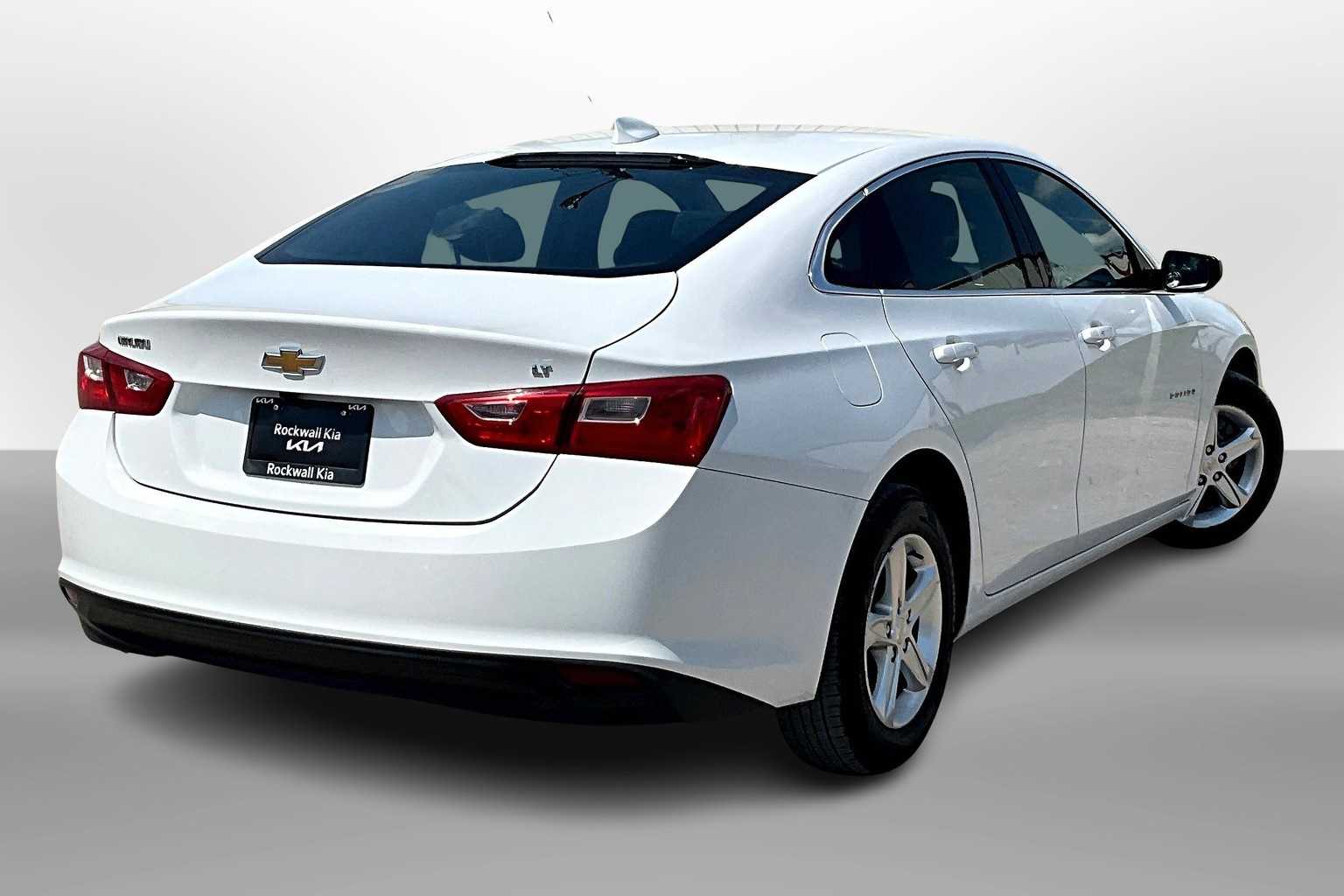 Thumbnail: 2023 Chevrolet Malibu - 2