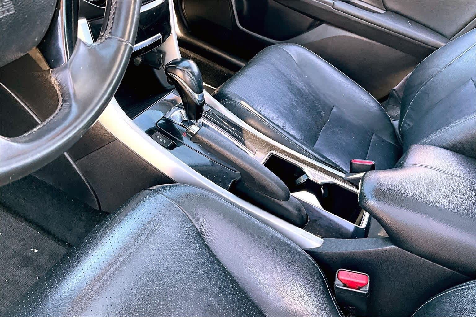 Thumbnail: 2017 Honda Accord - 12