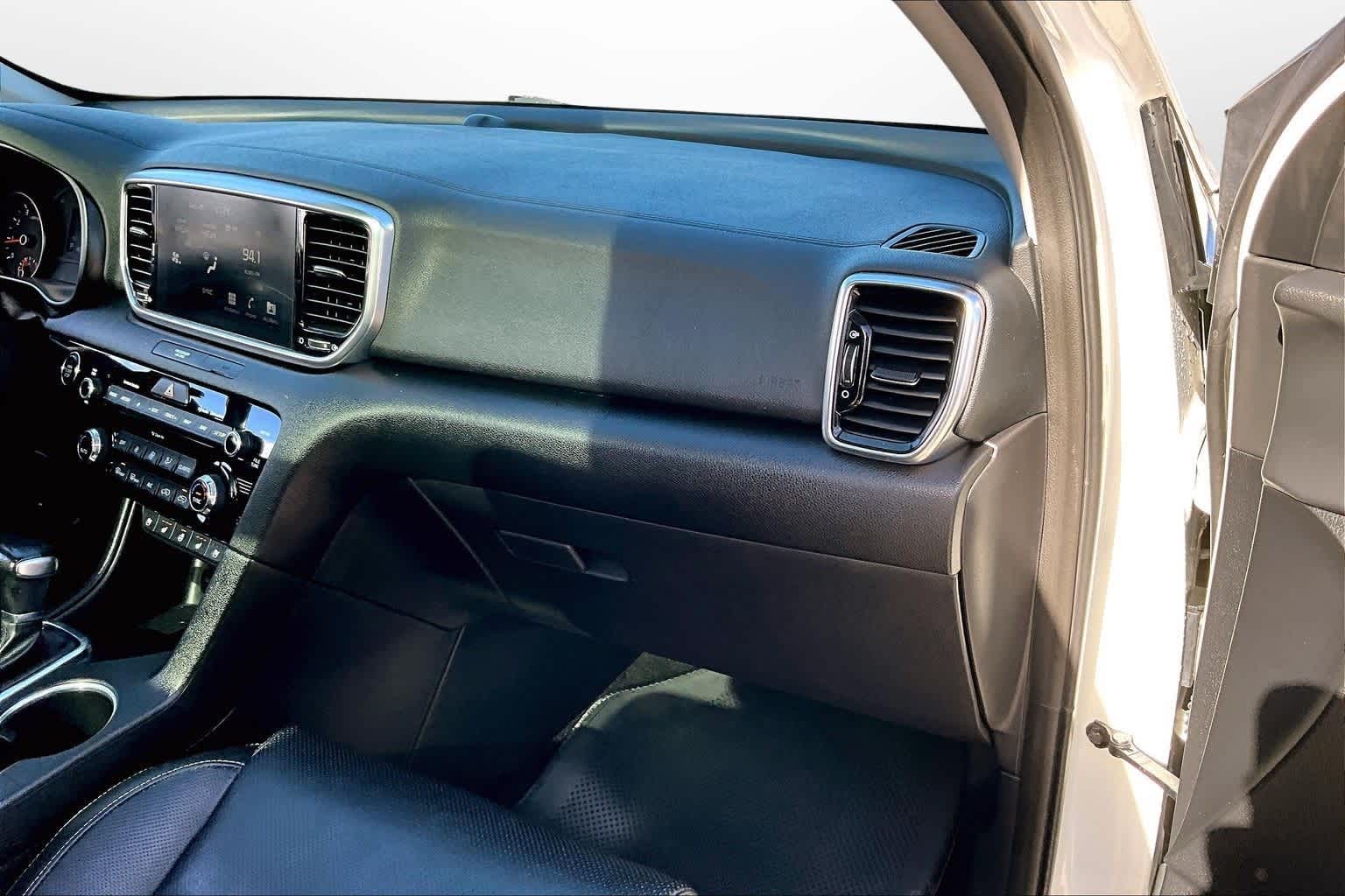 Thumbnail: 2020 Kia Sportage - 15