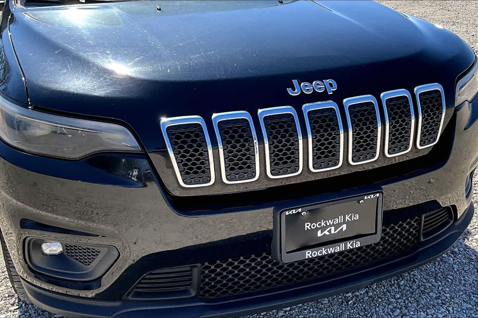 Thumbnail: 2019 Jeep Cherokee - 27