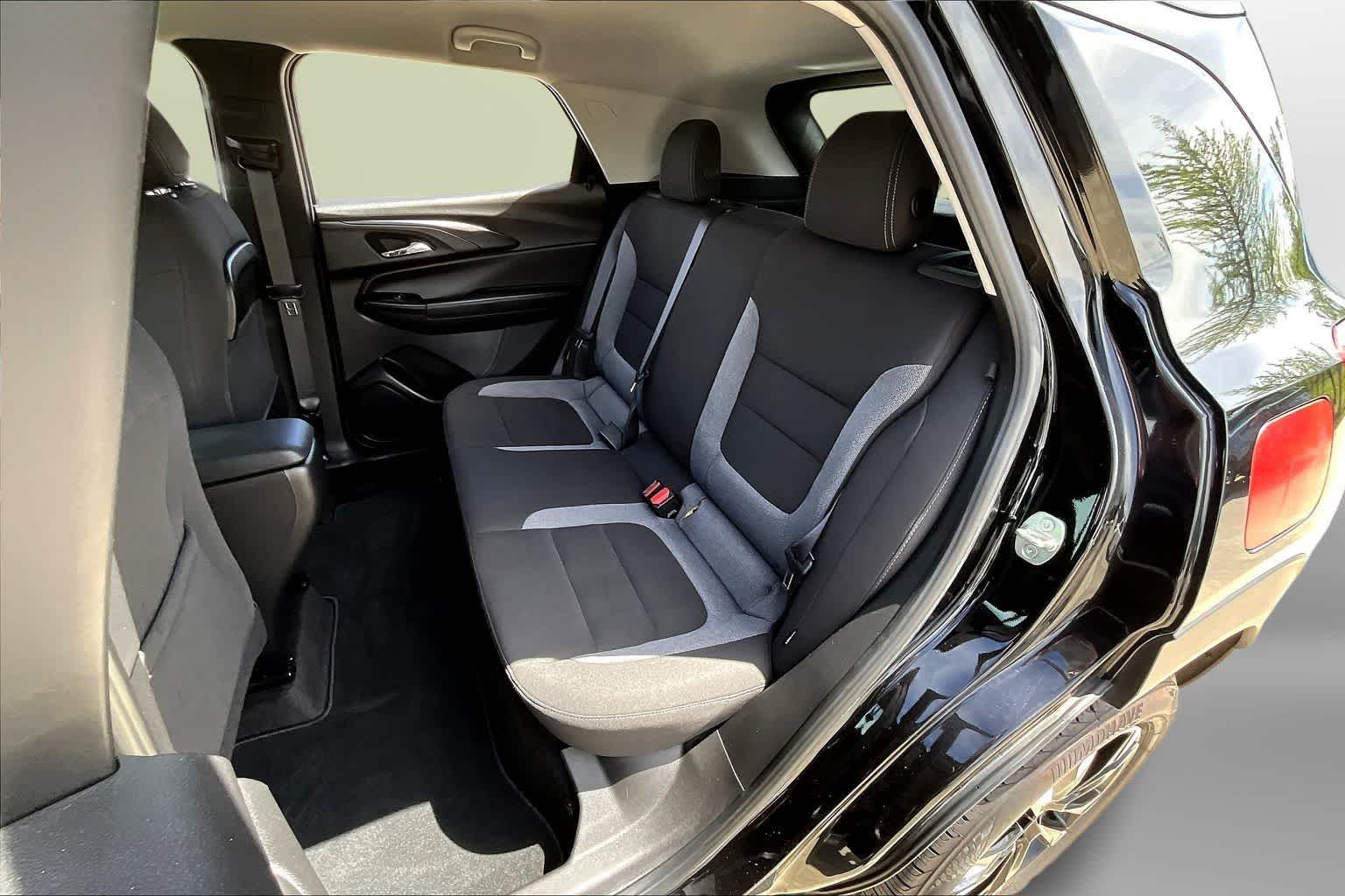 Thumbnail: 2022 Chevrolet TrailBlazer - 24