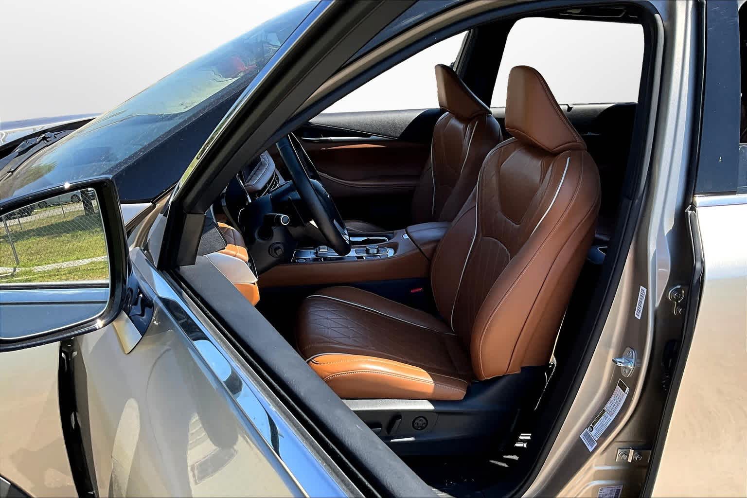 Thumbnail: 2022 INFINITI QX60 - 26