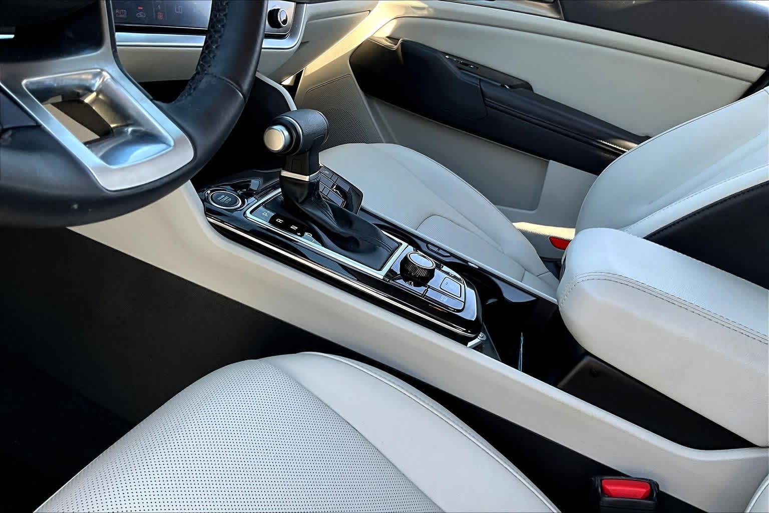 Thumbnail: 2023 Kia Sportage - 13