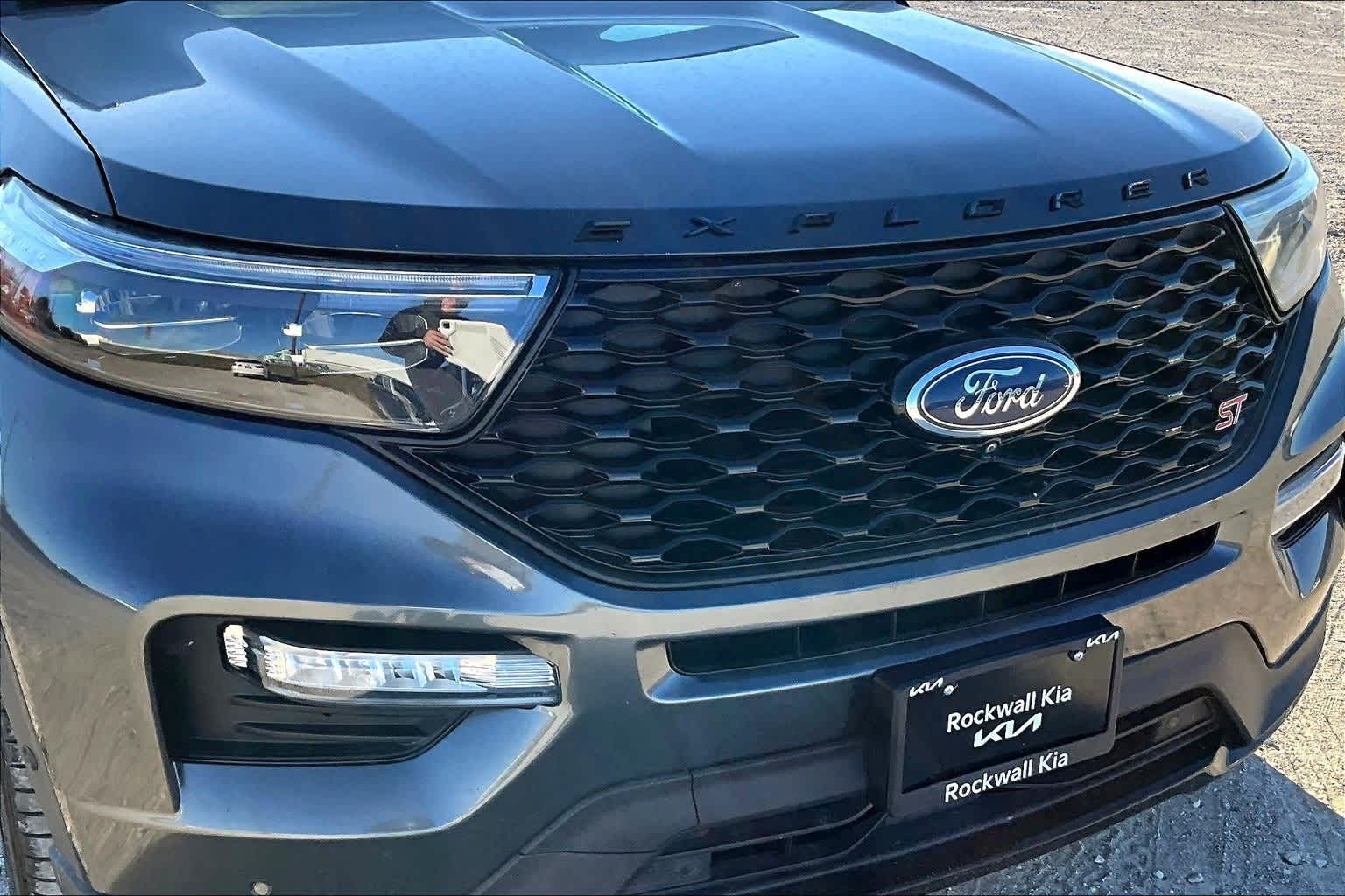 Thumbnail: 2020 Ford Explorer - 29