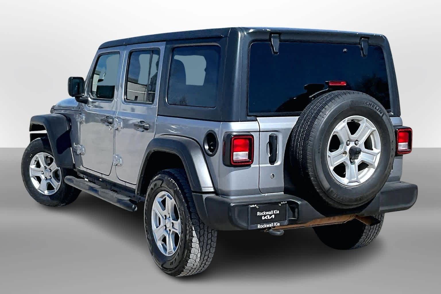 Thumbnail: 2020 Jeep Wrangler - 11