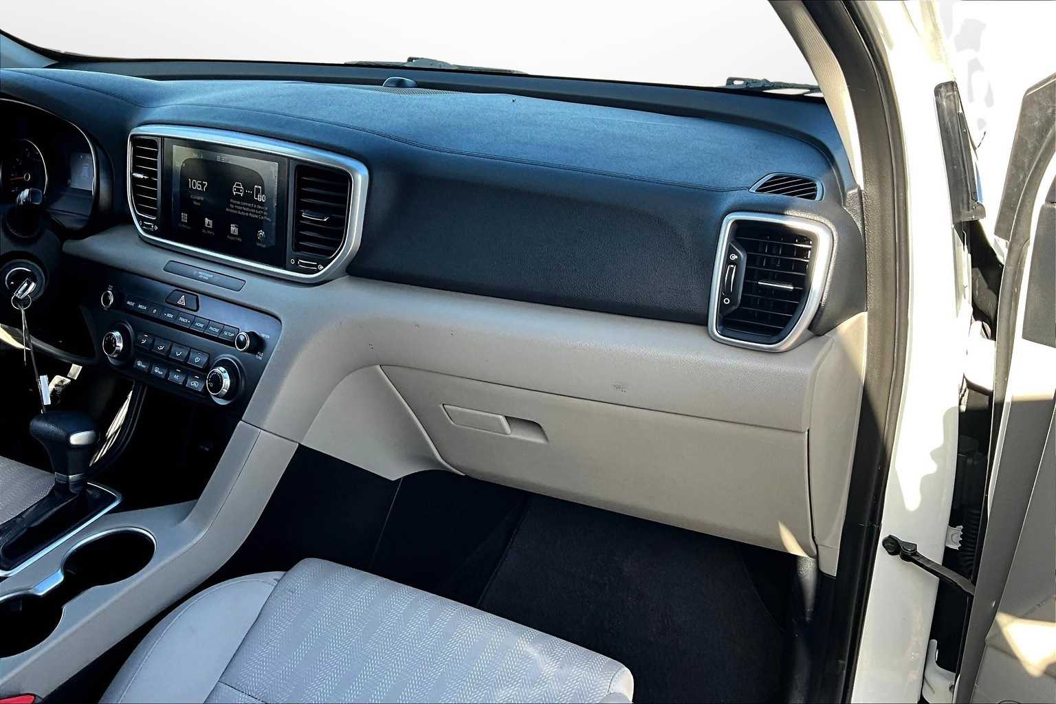 Thumbnail: 2020 Kia Sportage - 15