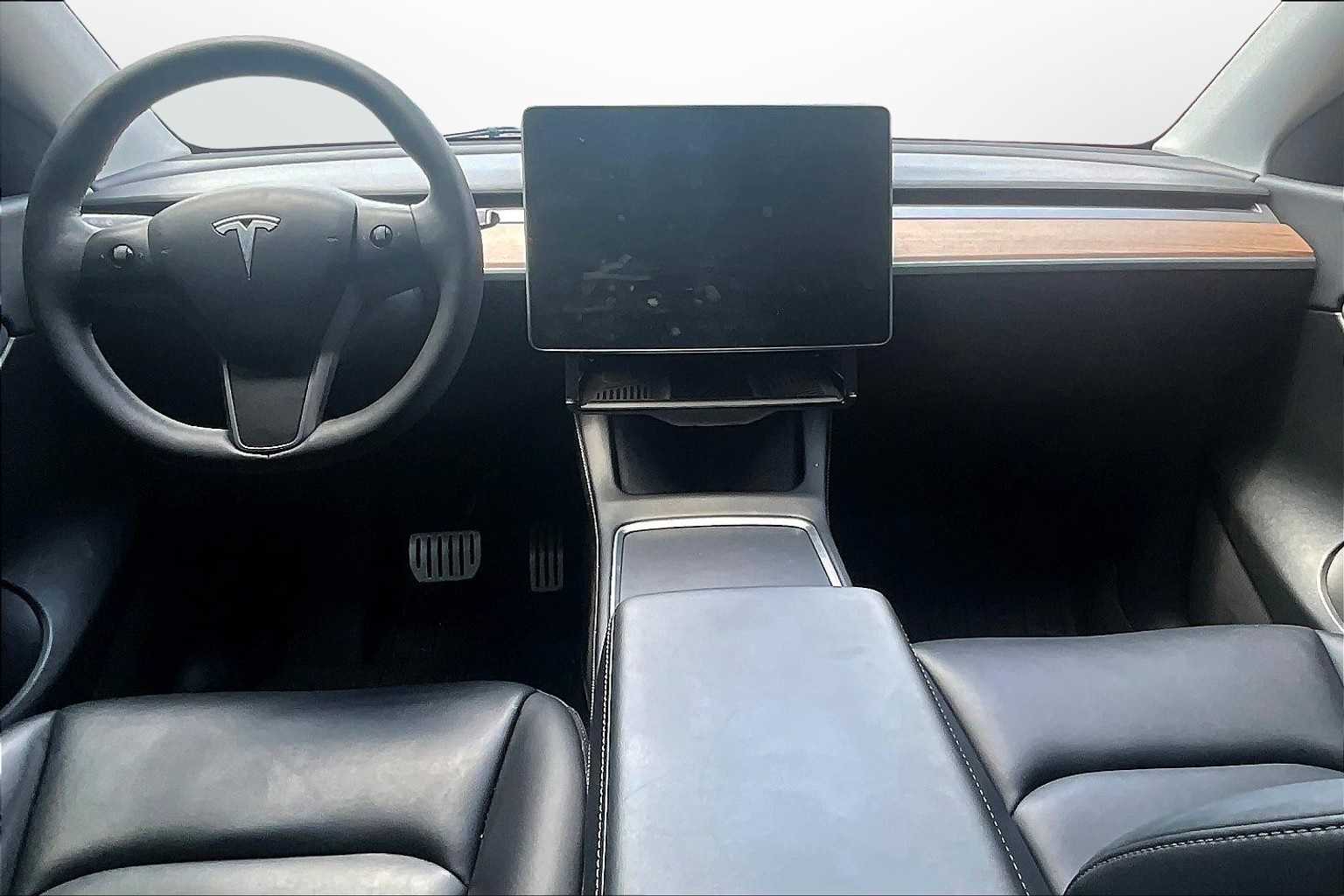 Thumbnail: 2022 Tesla Model Y - 14