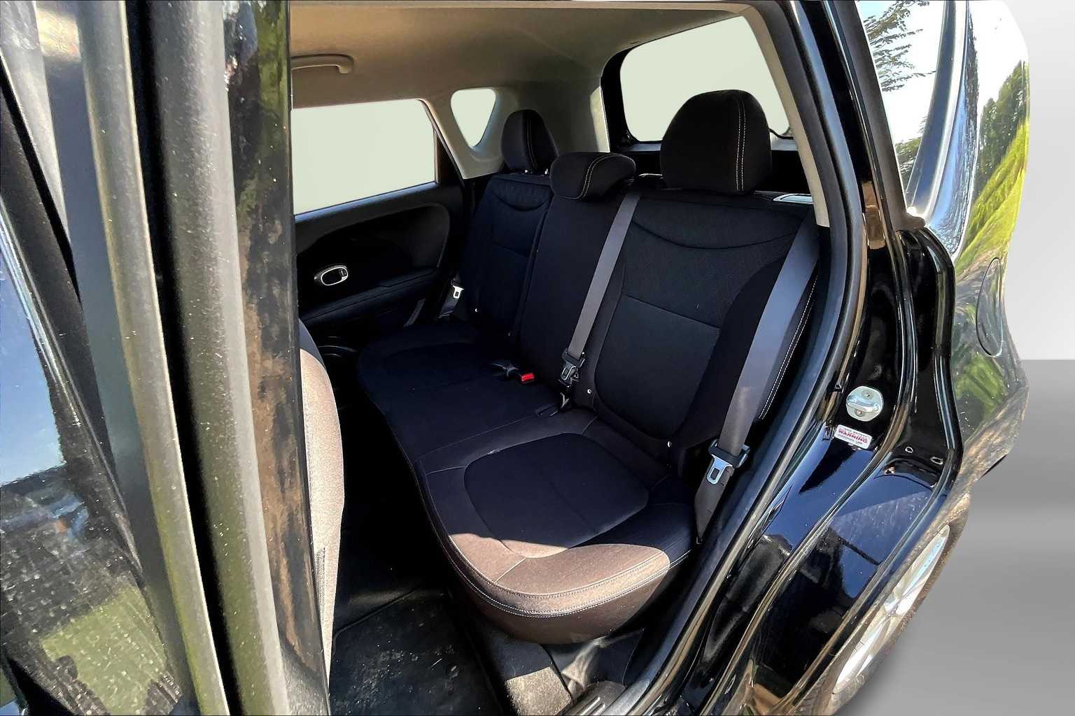 Thumbnail: 2016 Kia Soul - 25