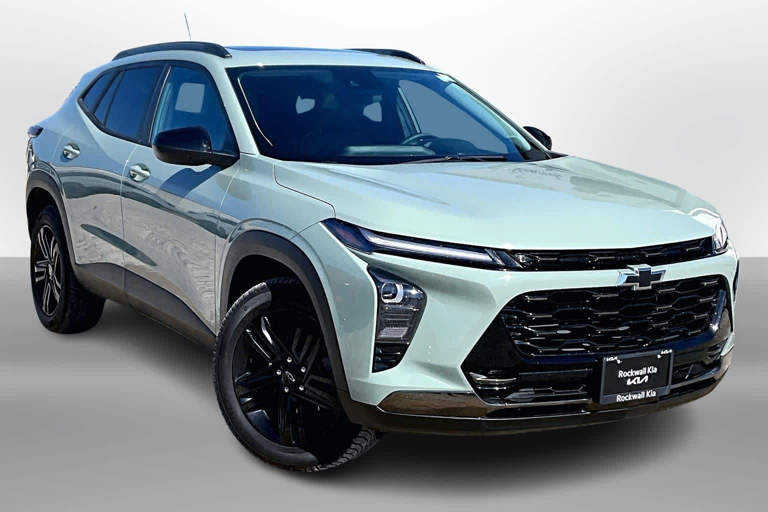 Thumbnail: 2024 Chevrolet Trax - 10