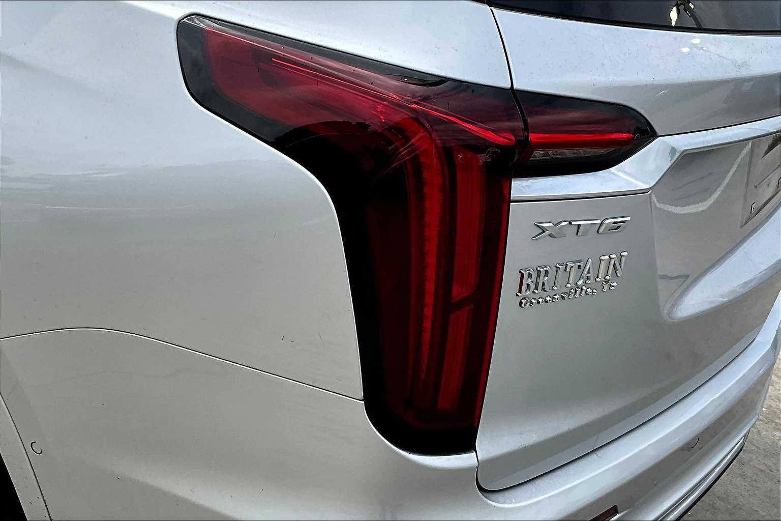 Thumbnail: 2020 Cadillac XT6 - 29