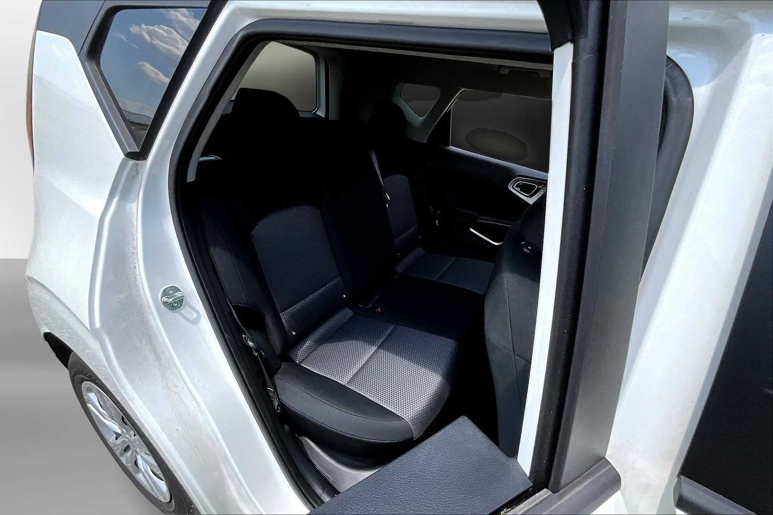 Thumbnail: 2023 Kia Soul - 27