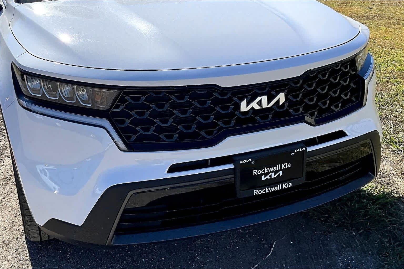 Thumbnail: 2023 Kia Sorento - 29