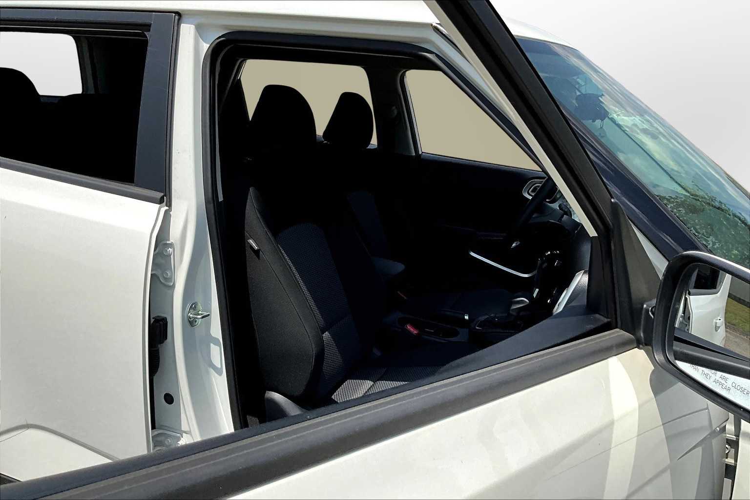 Thumbnail: 2023 Kia Soul - 7