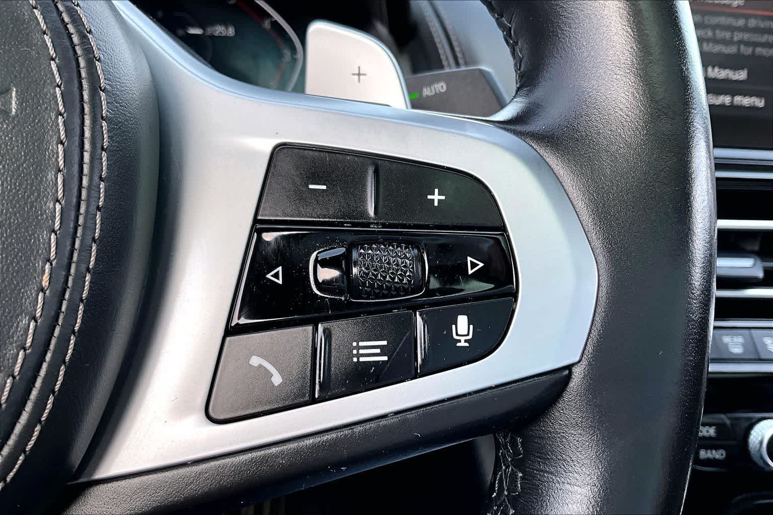 Thumbnail: 2022 BMW 8 Series - 18