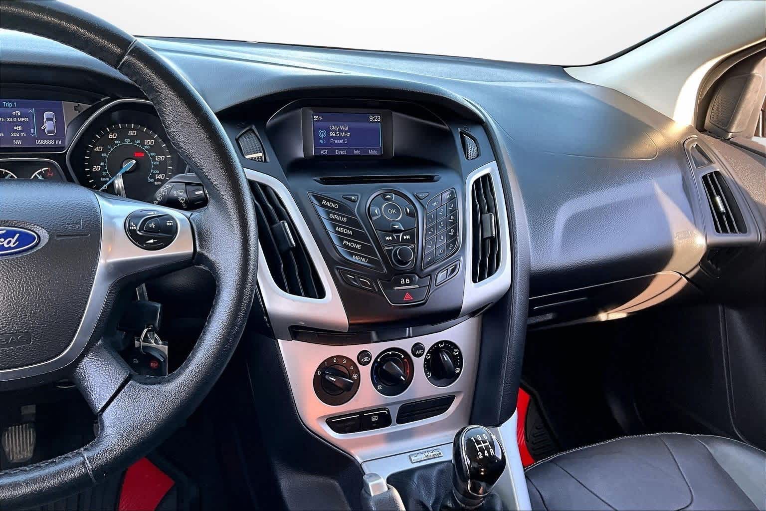 Thumbnail: 2014 Ford Focus - 6