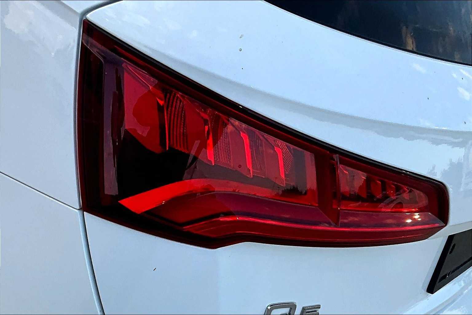 Thumbnail: 2019 Audi Q5 - 31